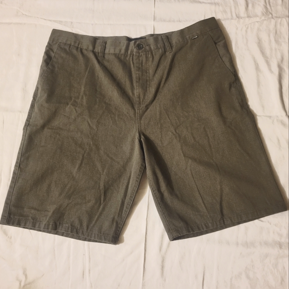 Hurley shorts size 38 grey